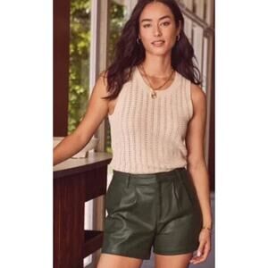 Kut from the Kloth Willa Shorts Coated Army Green Pleated Front Chino Size 10